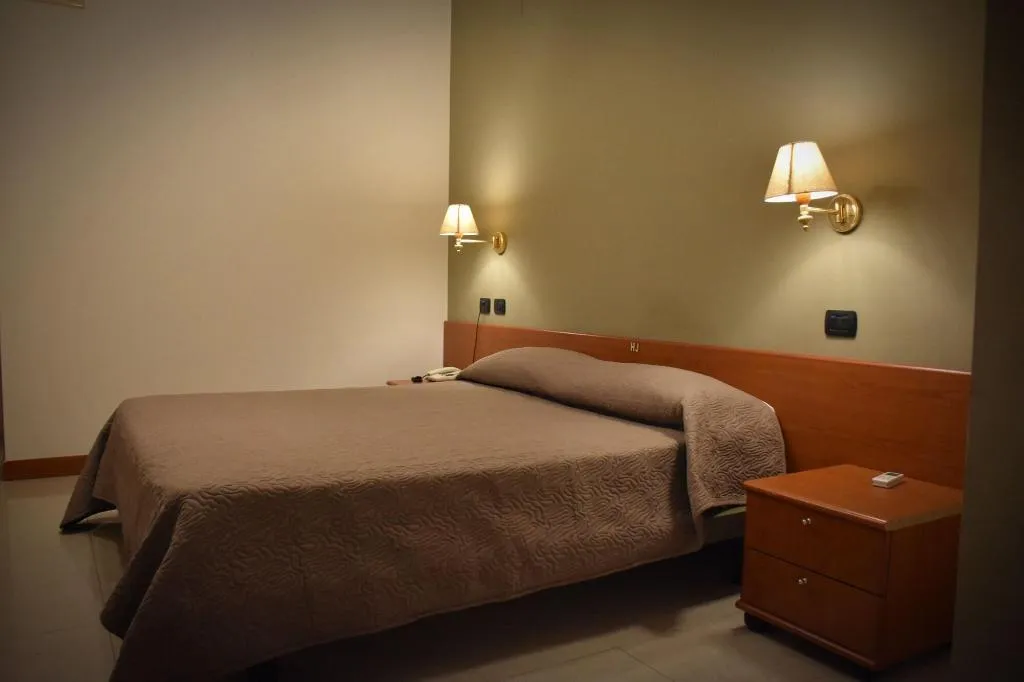 Room, Hotel Joy, Naples