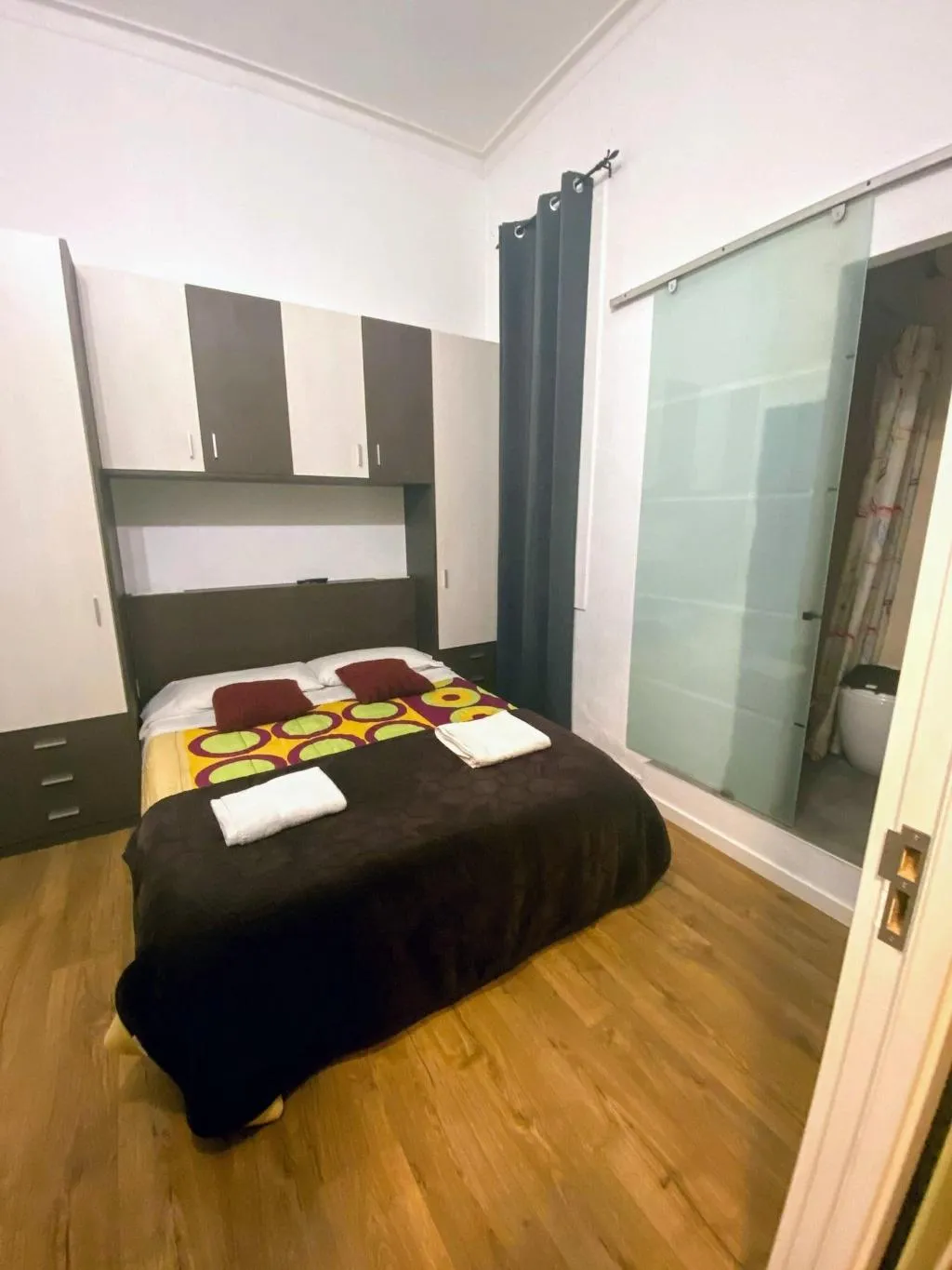 Room, Break BCN - Hostal & Coffeebar, Barcelona