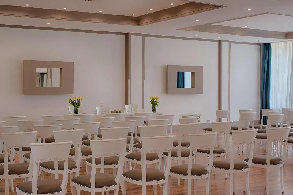 Conferences, NH Caltagirone Villa San Mauro, Catania