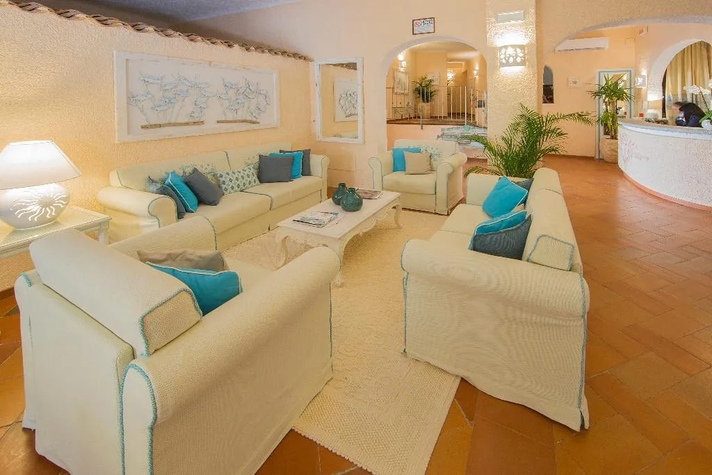 Lobby, Colonna San Marco, Olbia