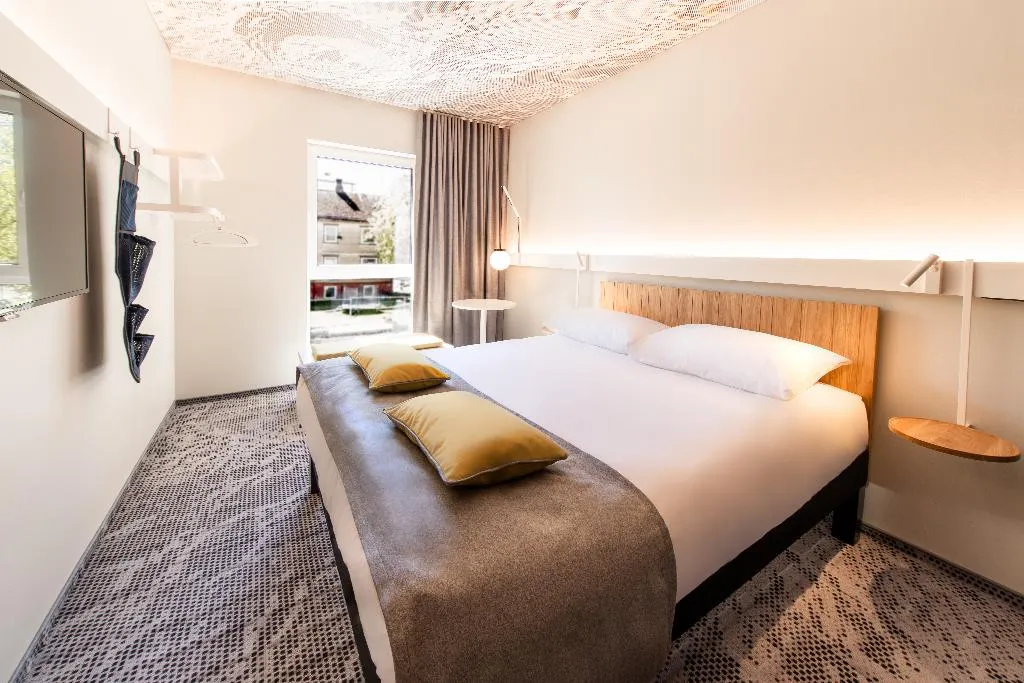 DOUBLE SUPERIOR Room, ibis Tallinn Center, Tallinn