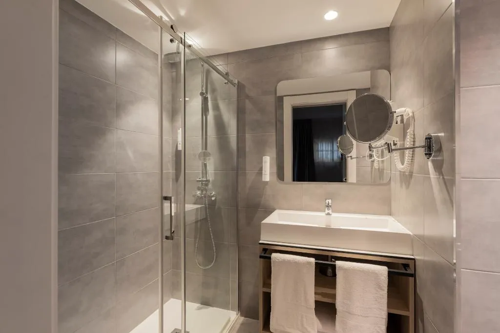 APARTMENT WITH BALCONY Room, Libere Barcelona Sant Antoni, Barcelona