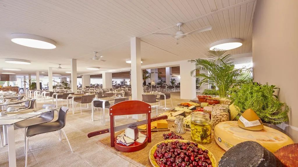 Restaurant, Prinsotel la Pineda, Majorca