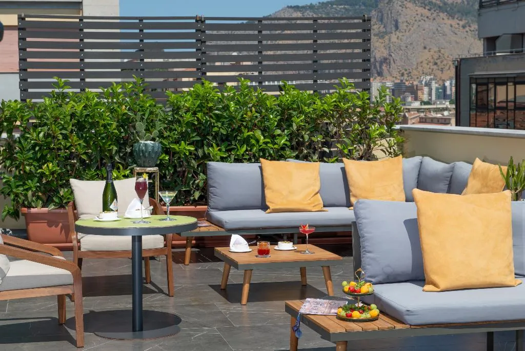 Terrace, Grand Hotel et des Palmes, Palermo