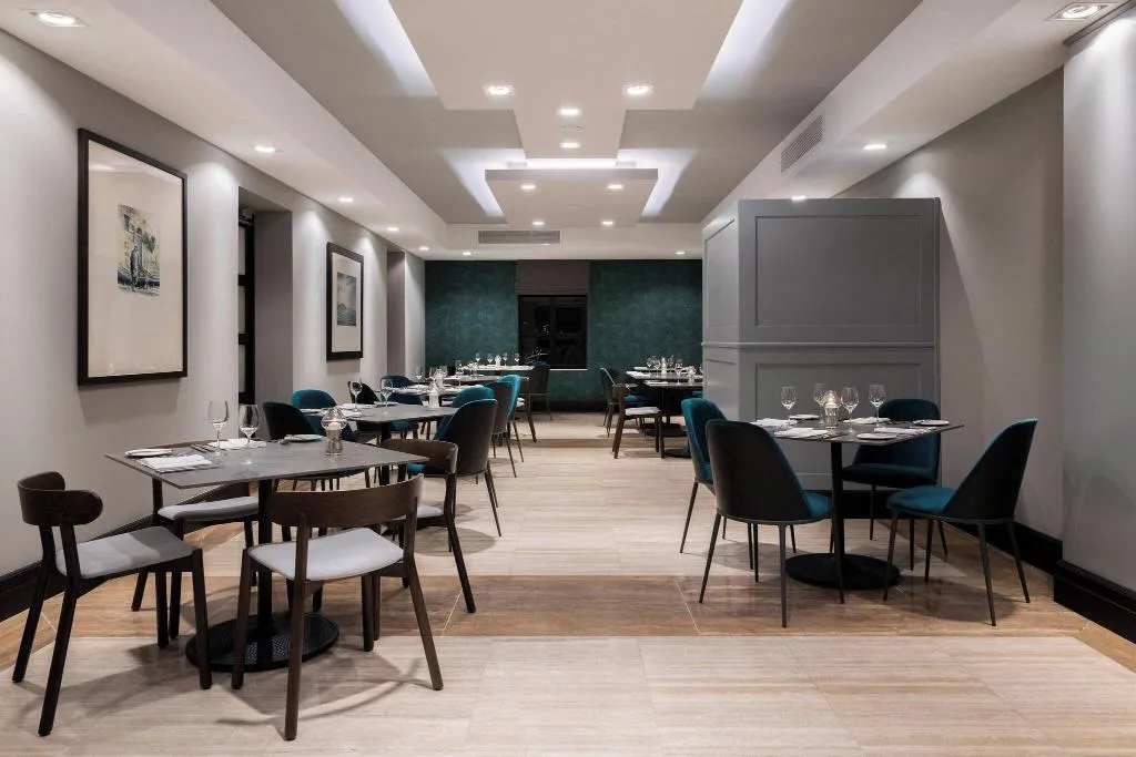 Restaurant, Westin Dragonara Resort, Malta