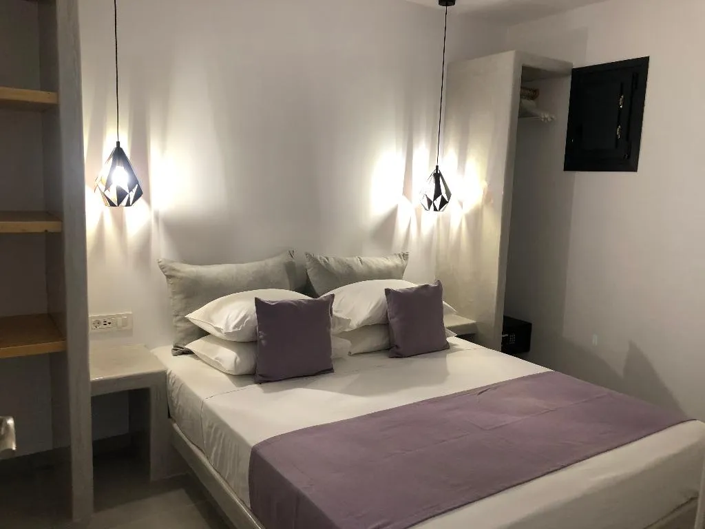 APARTMENT DELUXE Room, Dragonfly Villas, Santorini