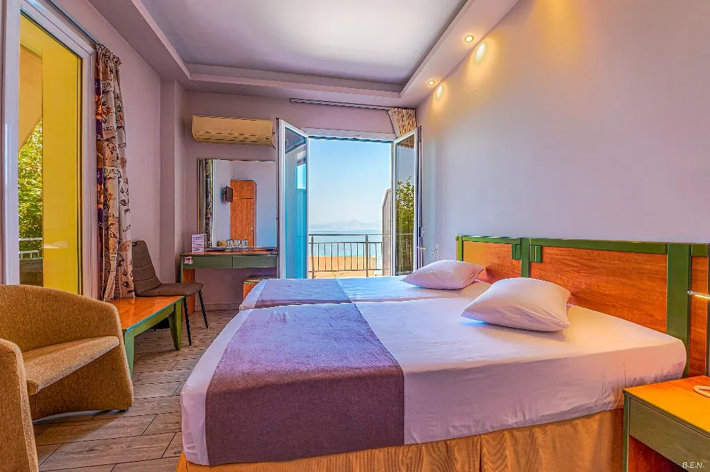 TRIPLE SEA VIEW Room, Castella Beach, Athens