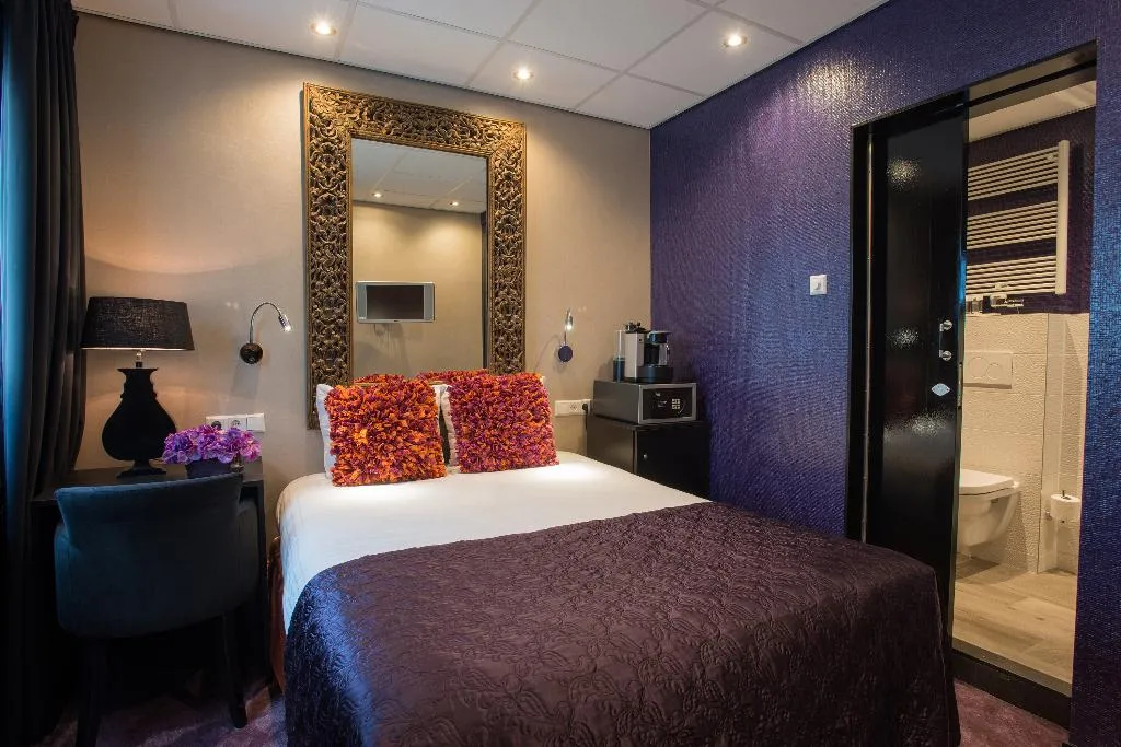 DOUBLE STANDARD Room, Sebastians, Amsterdam