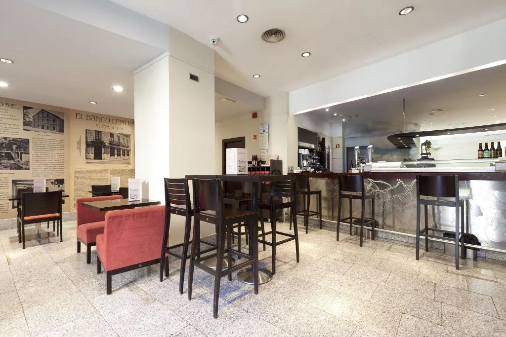 Bar, San Juan de los Reyes, Madrid