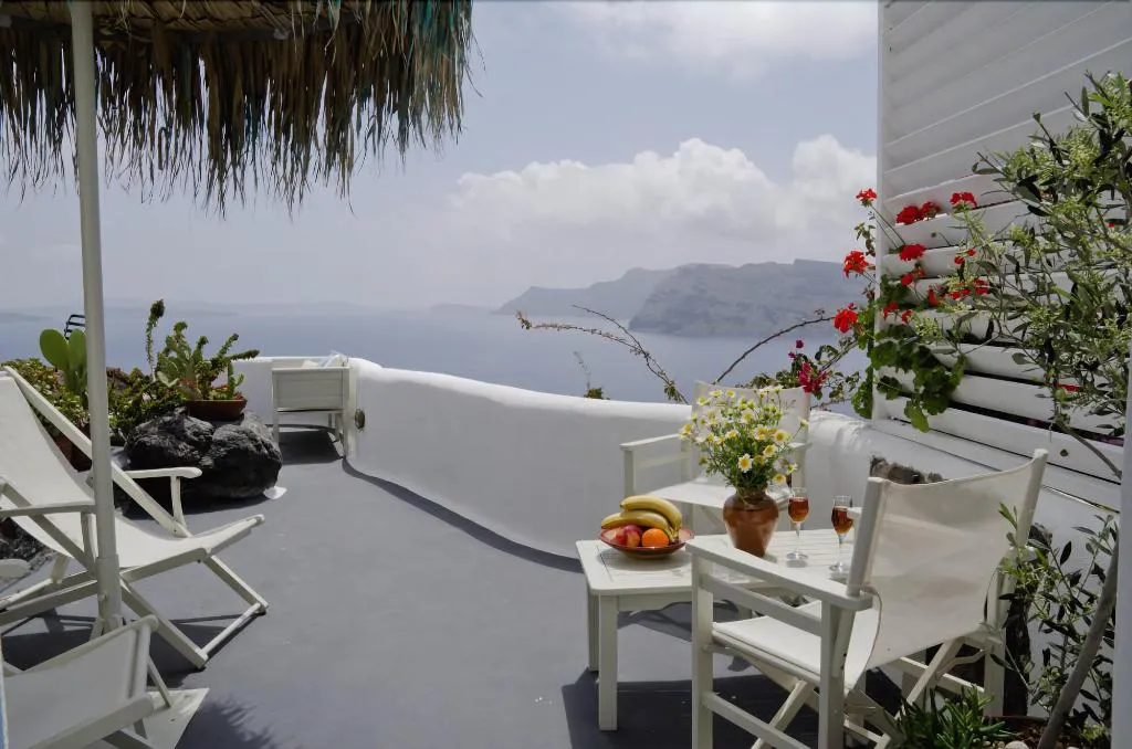 Room, Marizan Caves & Villas, Santorini, Santorini