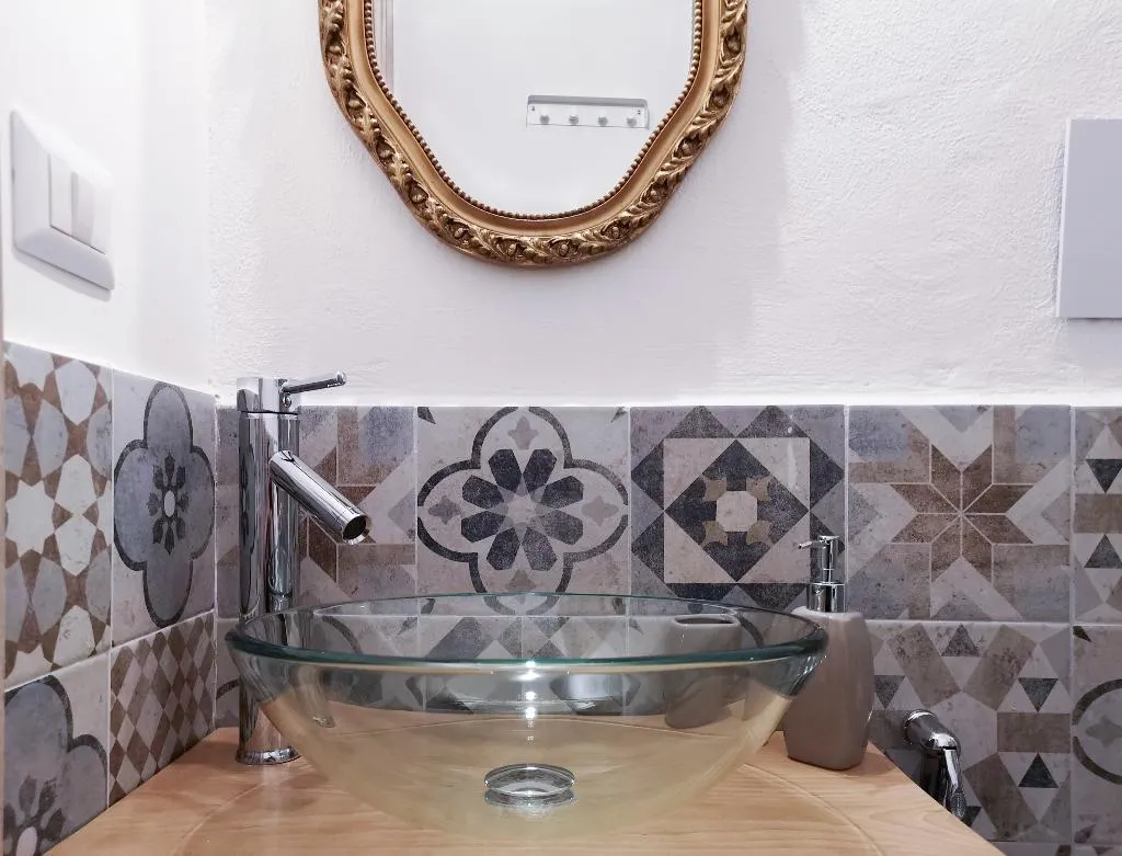 DOUBLE ONE BEDROOM WITH AIR CONDITIONING Room, BandB Civico 13, Naples