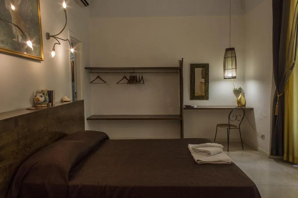 Room, Diletto a Napoli B&B, Naples
