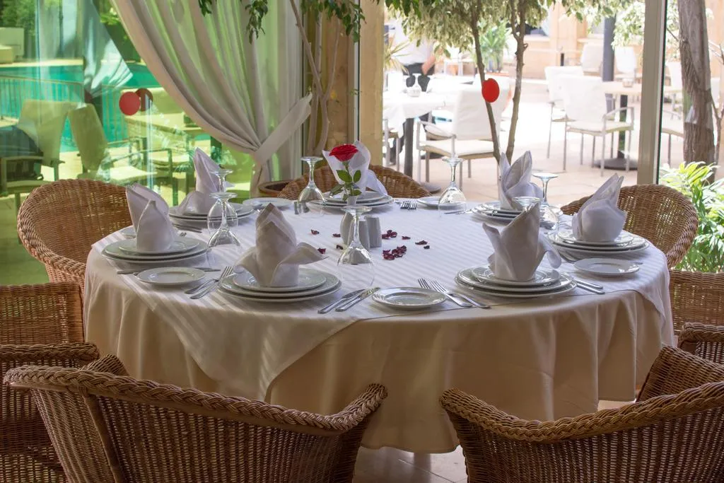 Restaurant, El Oumnia Puerto, Tangier