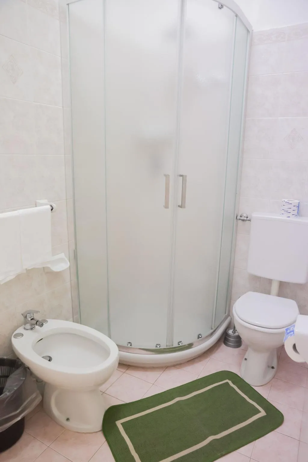 DOUBLE STANDARD Room, Cesotta, Naples