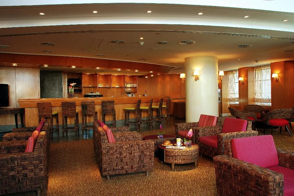 Restaurant, Holiday Inn Cairo - Citystars, Cairo