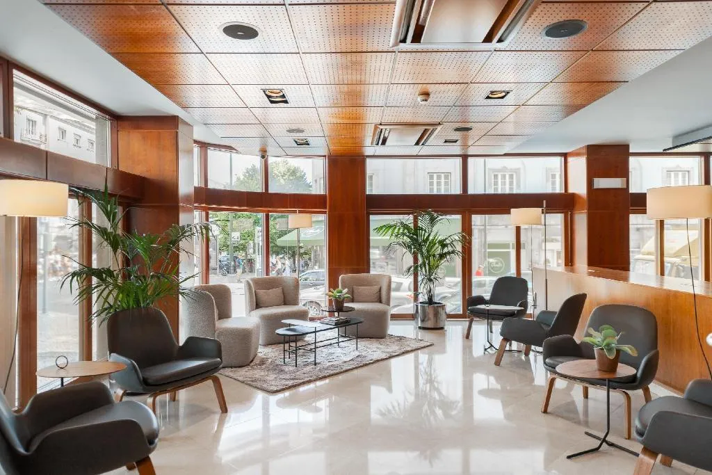 Lobby, Dom Carlos Liberty, Lisbon