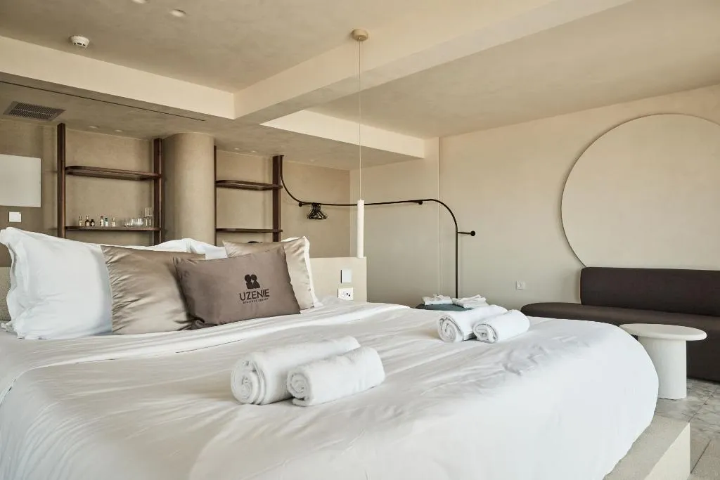 SUITE WITH JACUZZI Room, Uzenie All Suites Boutique Resort, Crete