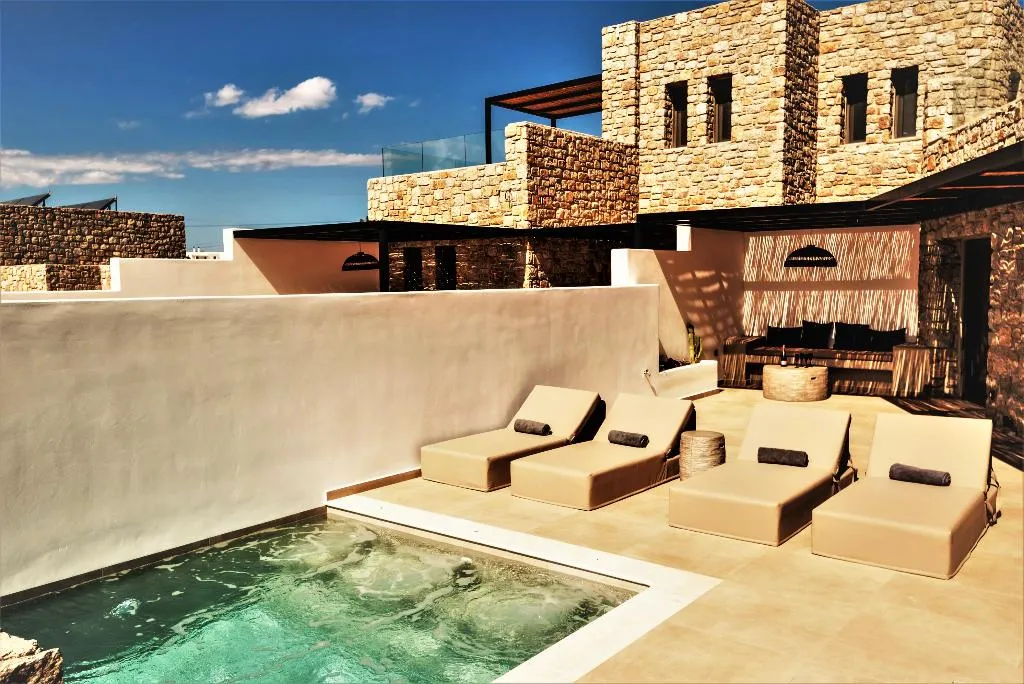 SUITE TWO BEDROOMS WITH PRIVATE POOL Room, Evi Suites & Villas, Mykonos
