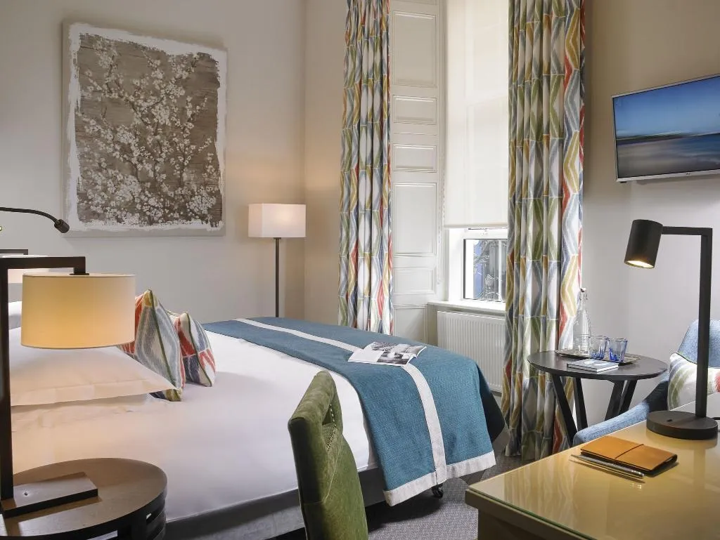 DOUBLE STANDARD Room, Actons Of Kinsale, Cork