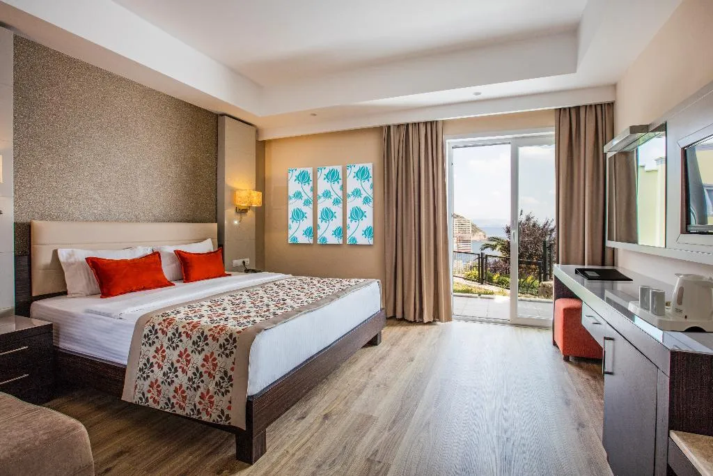 SUITE CLUB SEA VIEW Room, Aria Claros Beach Resort Spa, Izmir