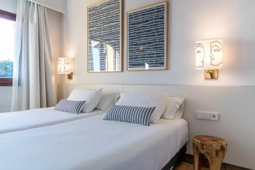 STUDIO GARDEN VIEW Room, Cala Llonga Hotel Menorca, Menorca