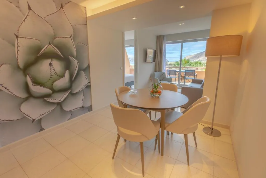 APARTMENT PARTIAL OCEAN VIEW TWO BEDROOMS Room, Vila Baleira Porto Santo, Porto Santo