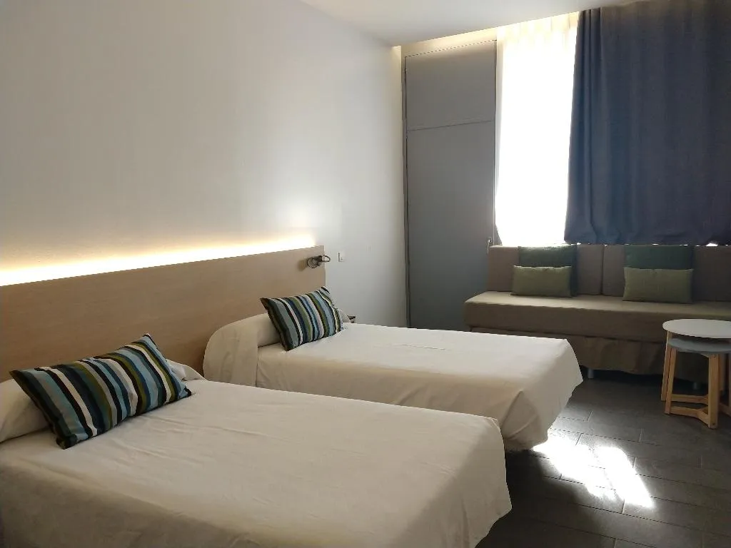 General view, Centre Esplai Hostel, Barcelona