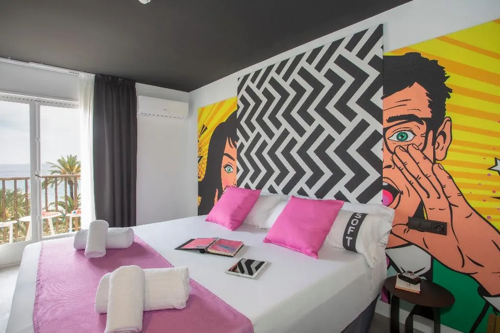 DOUBLE SEA VIEW Room, Casual Pop Art Benidorm, Costa Blanca