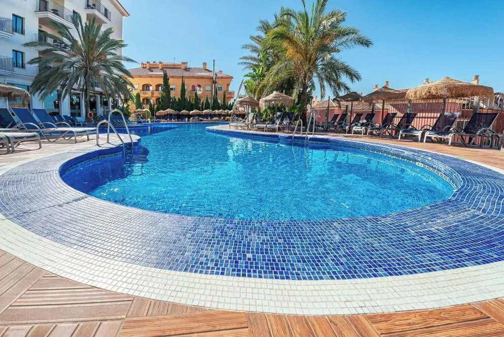 Pool, Hotel Spa Benalmádena Palace, Costa Del Sol