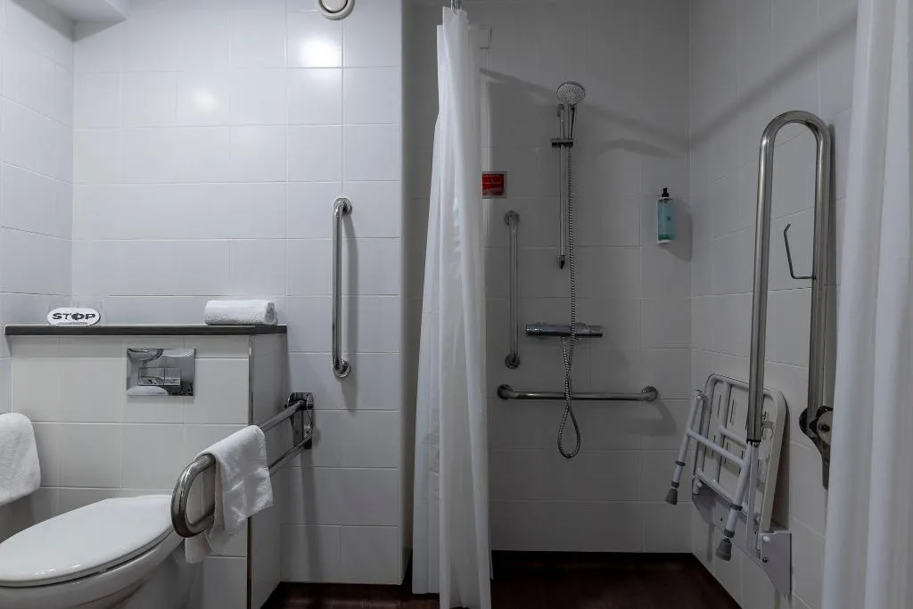 DOUBLE SINGLE USE Accessible Room, Travelodge Barcelona Poblenou, Barcelona