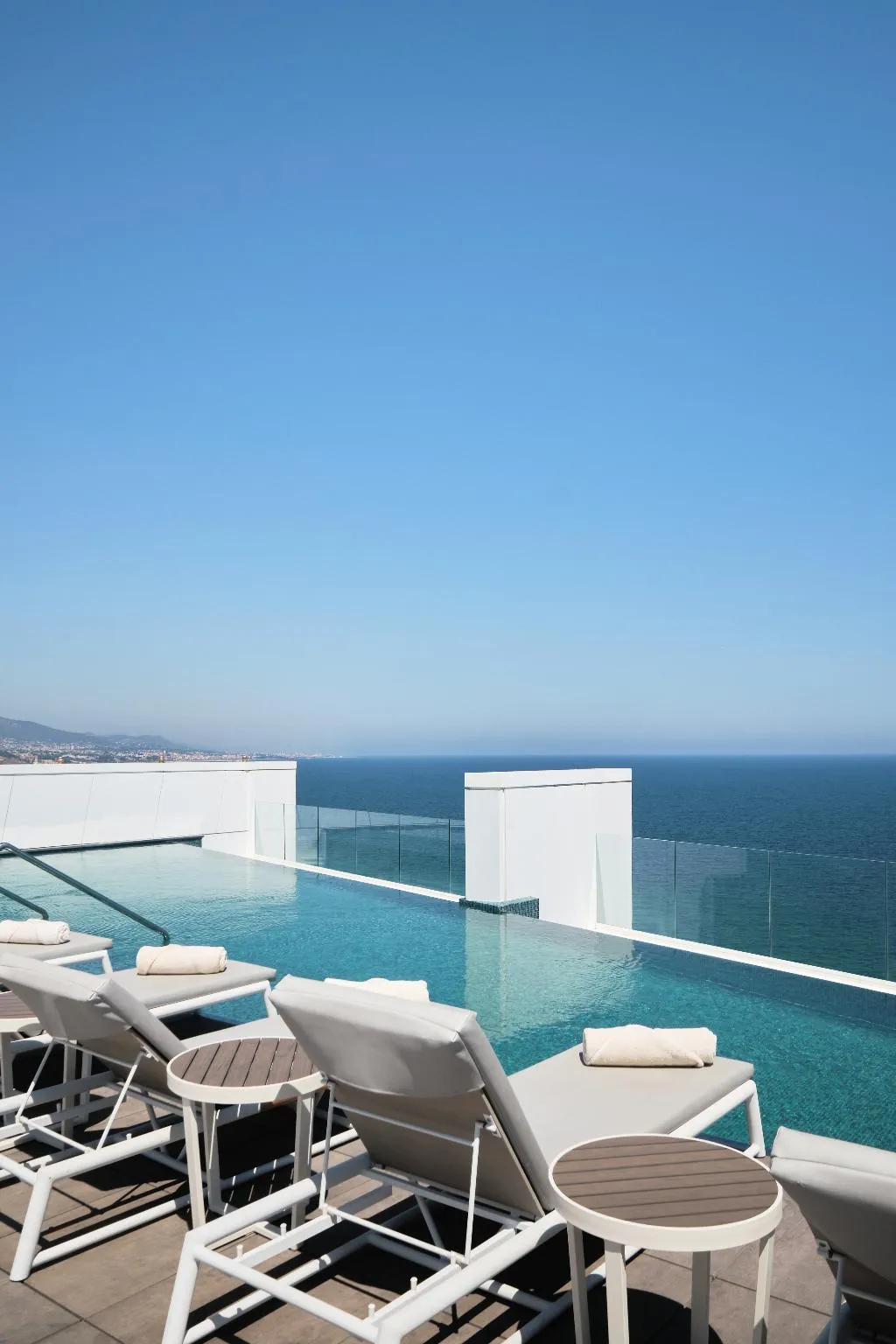 Pool, Hotel Marina Badalona, Barcelona
