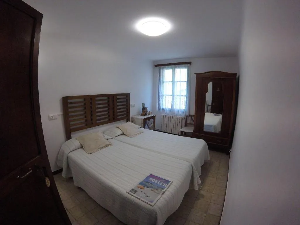 Room, Hostal Casa Margarita, Majorca
