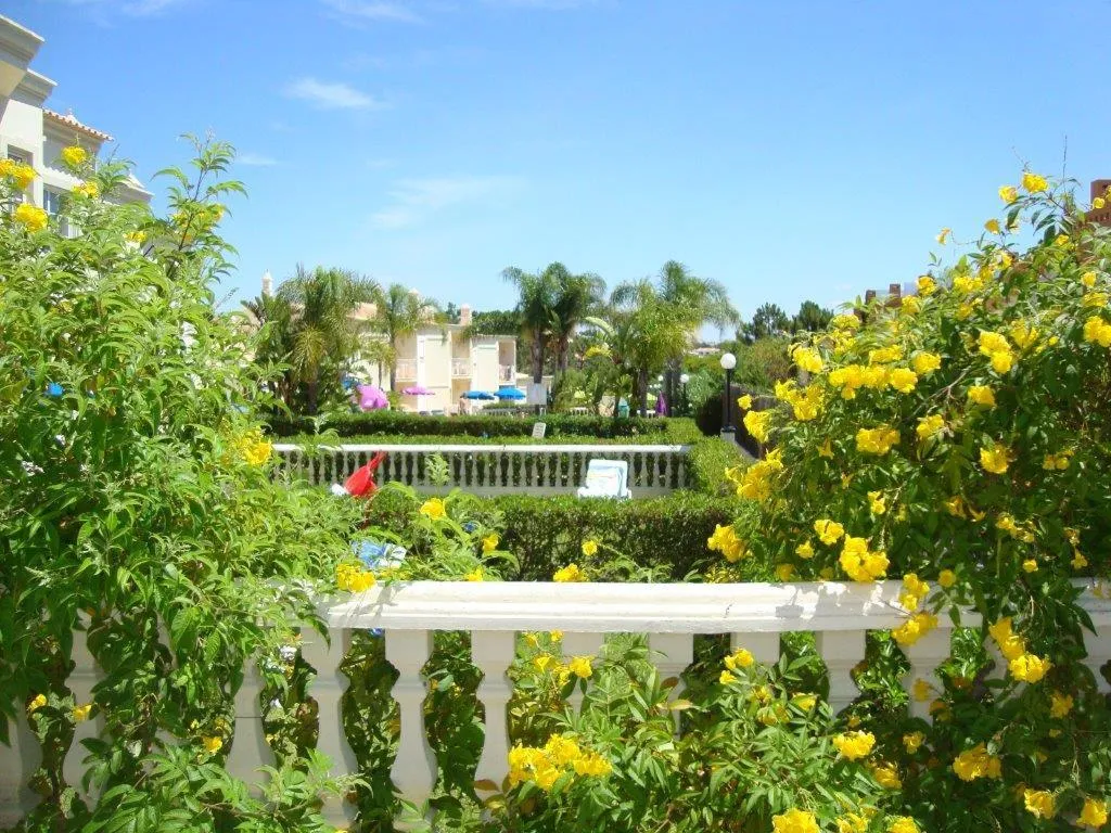 General view, Vila Do Castelo, Algarve