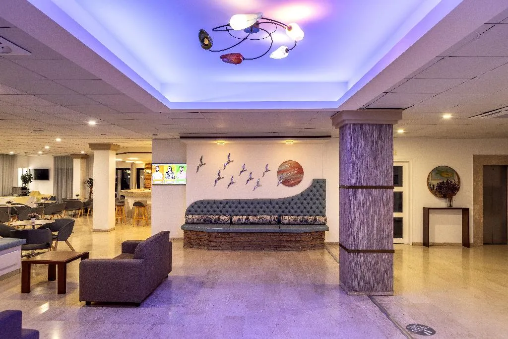 Lobby, Seagull Hotel Apartments, Cyprus