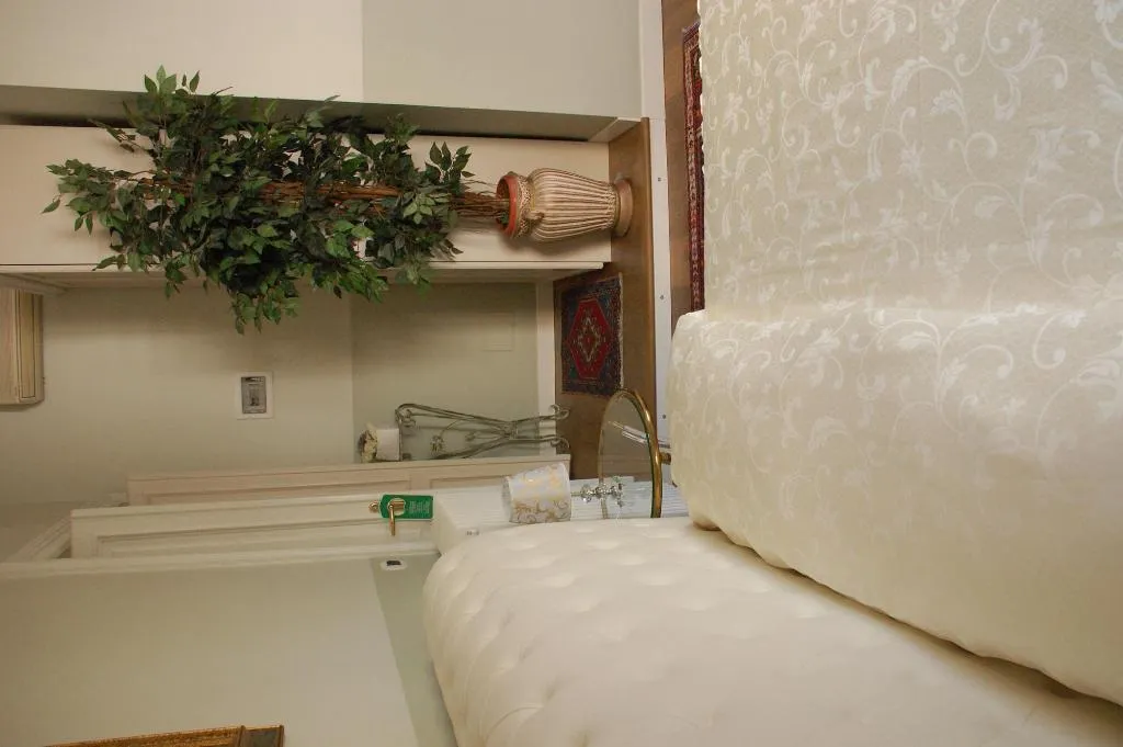 Room, Charme Holidays Colosseum, Naples