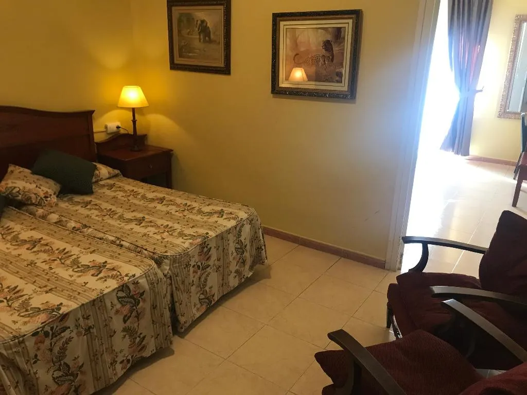 QUADRUPLE STANDARD Room, Camprodon, Barcelona