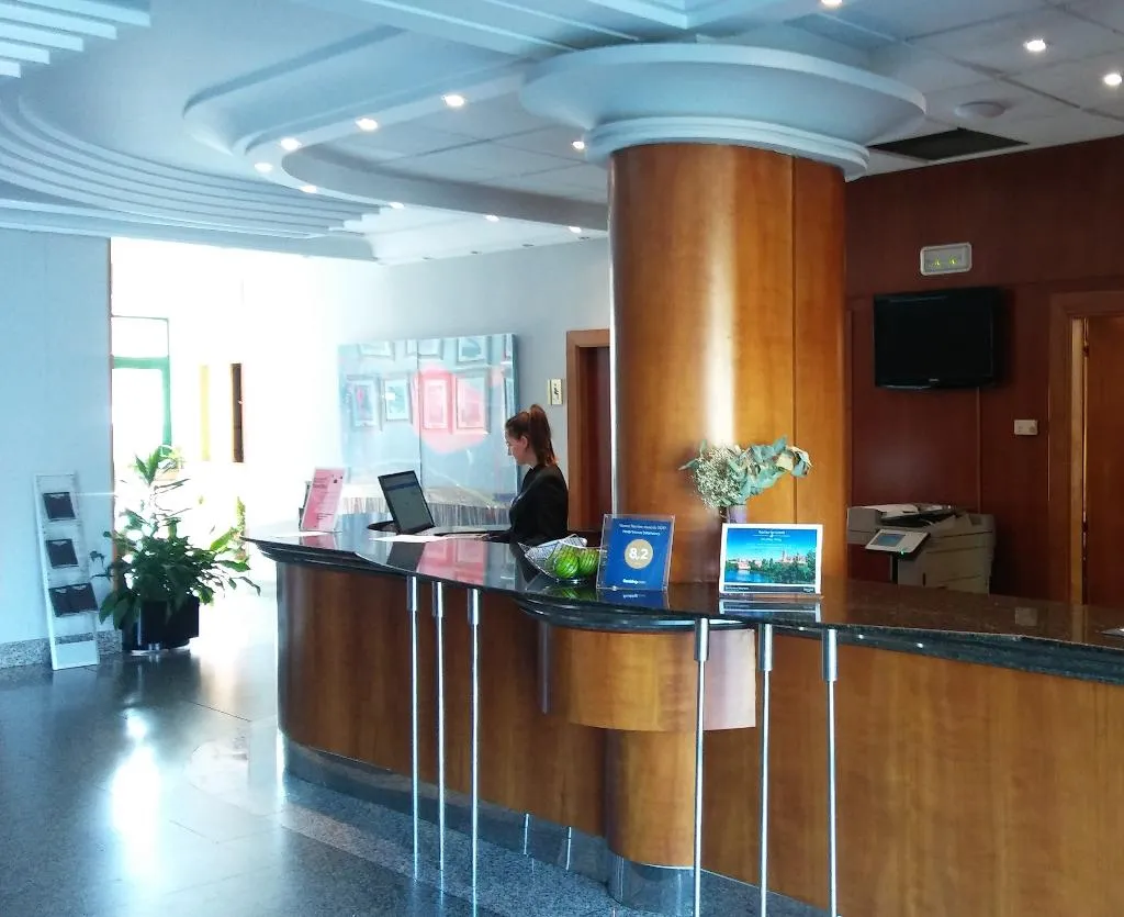 Lobby, Alda Río Tormes, Madrid