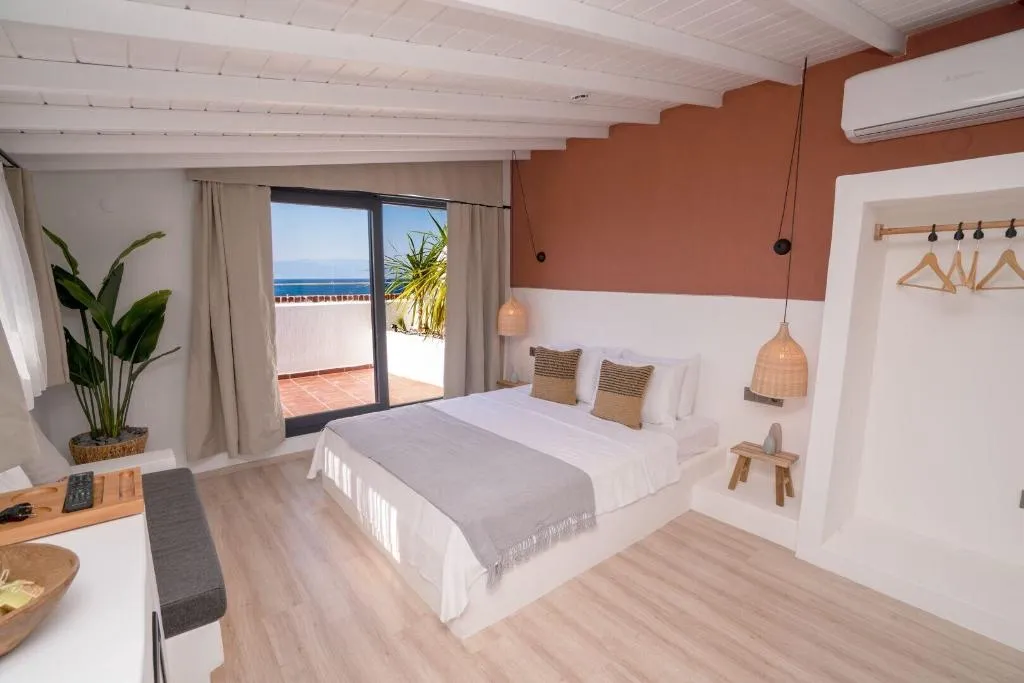 Room, Ajlan oia, Izmir