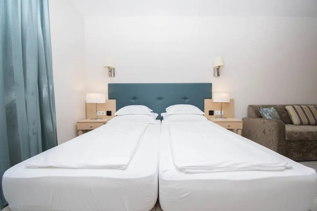 Room, Aparthotel Flora, Split