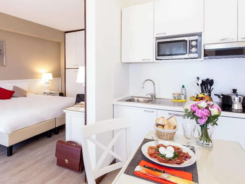 Room, Aparthotel Adagio Rome Vatican, Rome