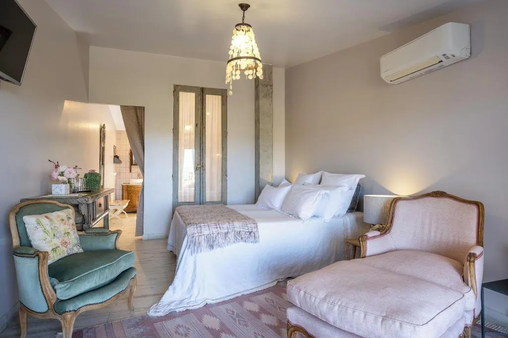 Room, Aal Cachucho, Madrid