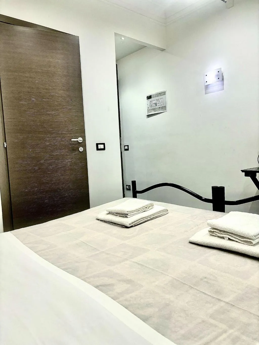 Room, Palace Rome, Rome