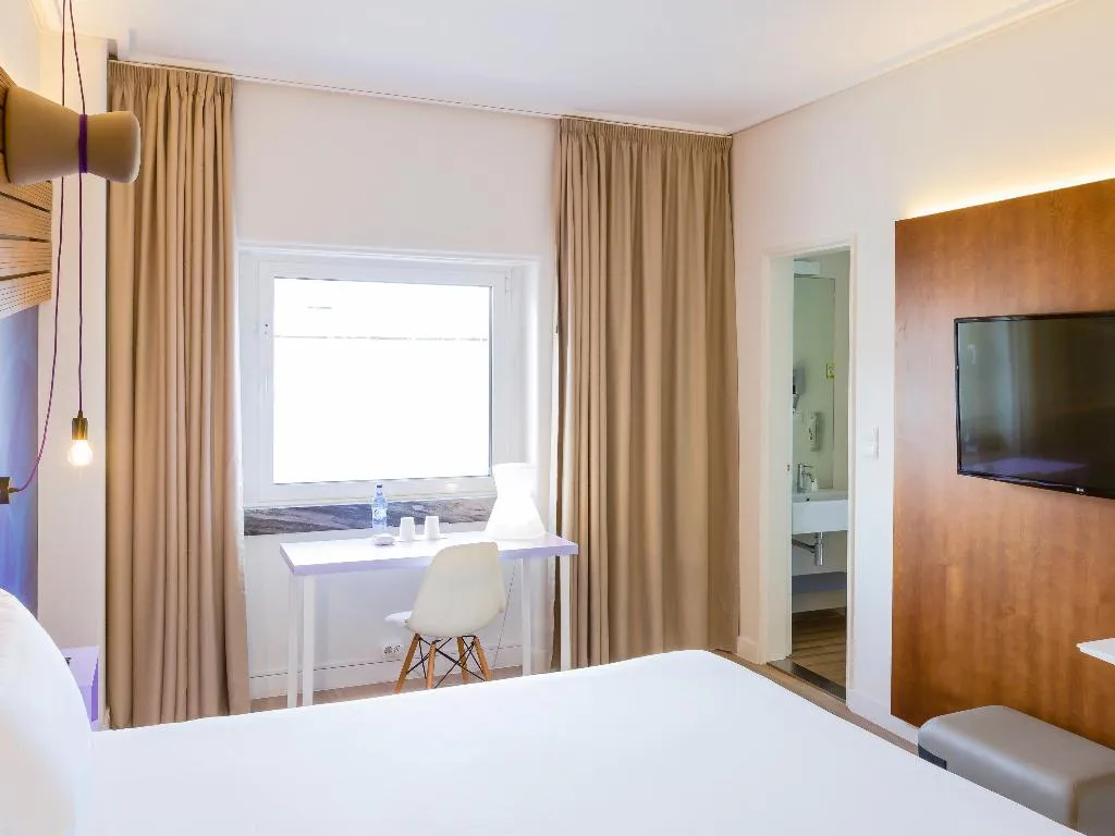 Room, Ibis Styles Lisboa Centro Liberdade NE, Lisbon