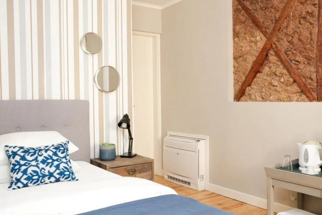 Room, Flores Guest House, Lisbon