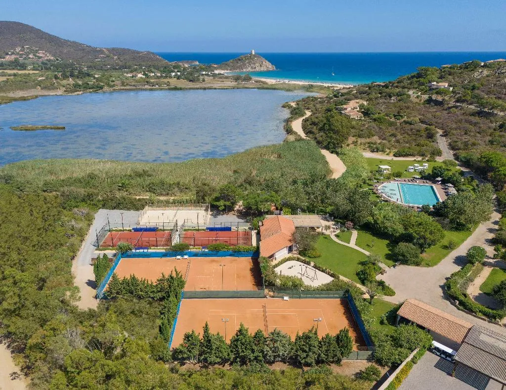 Sports and Entertainment, Conrad Chia Laguna Sardinia, Cagliari