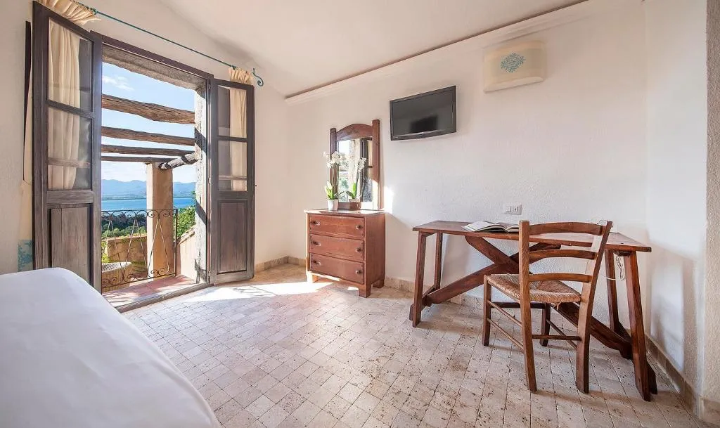 DOUBLE DELUXE Room, Arbatax Prk RES-Borgo C. Moresca by Falkensteiner, Cagliari