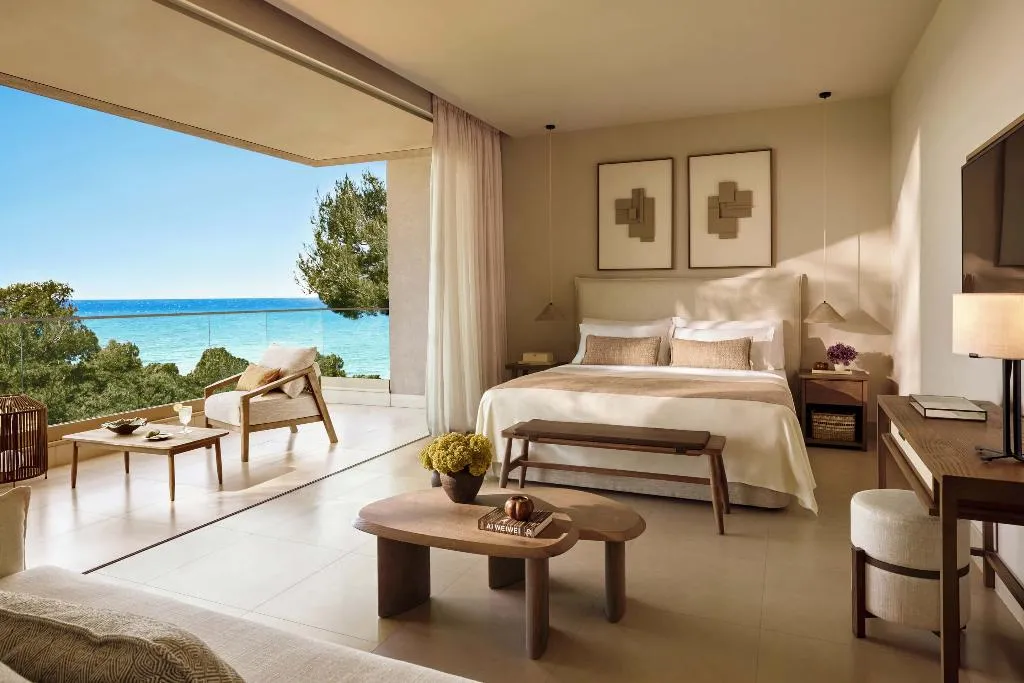 JUNIOR SUITE GRAND Room, Sani Club, Halkidiki