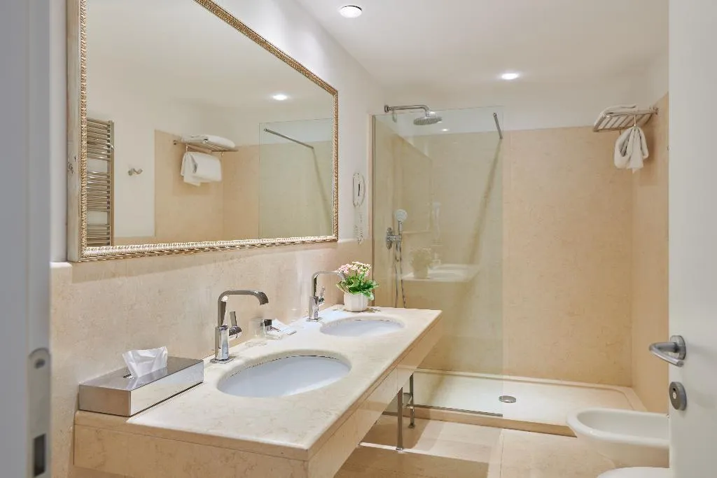 Double or Twin SUPERIOR Room, Hotel Plaza Venice, Venice
