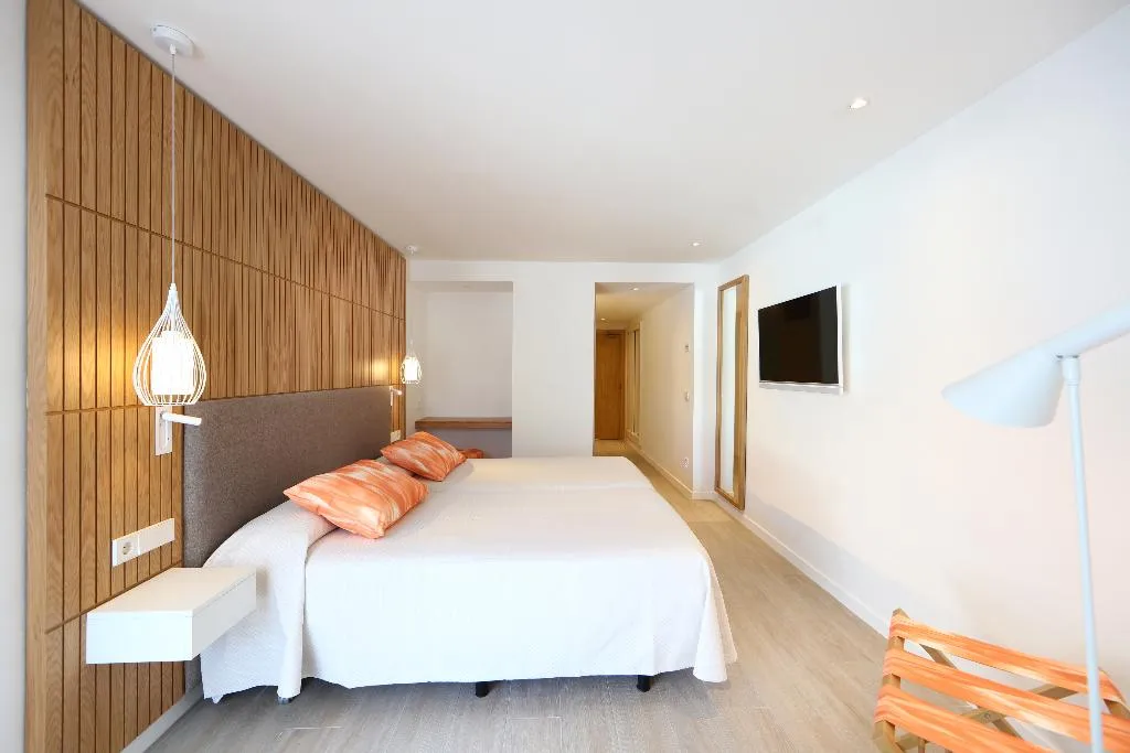 DOUBLE SIDE SEA VIEW Room, Iberostar Waves Playa de Muro, Majorca