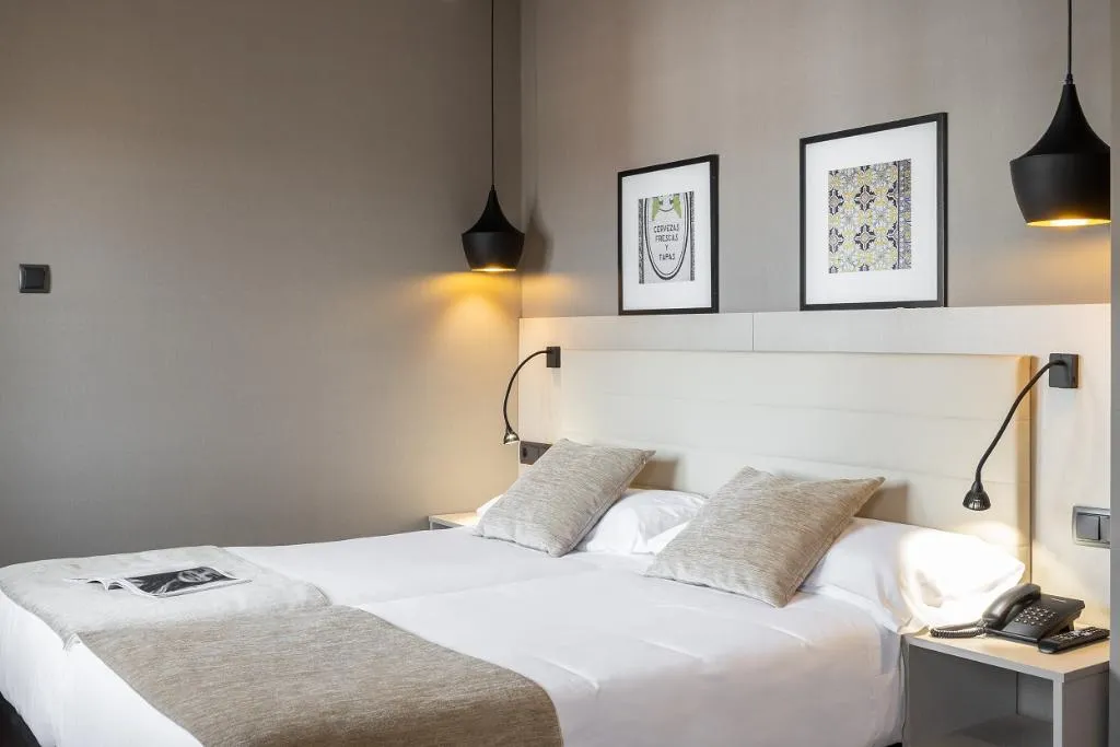 DOUBLE SINGLE USE STANDARD Room, Cortezo, Madrid